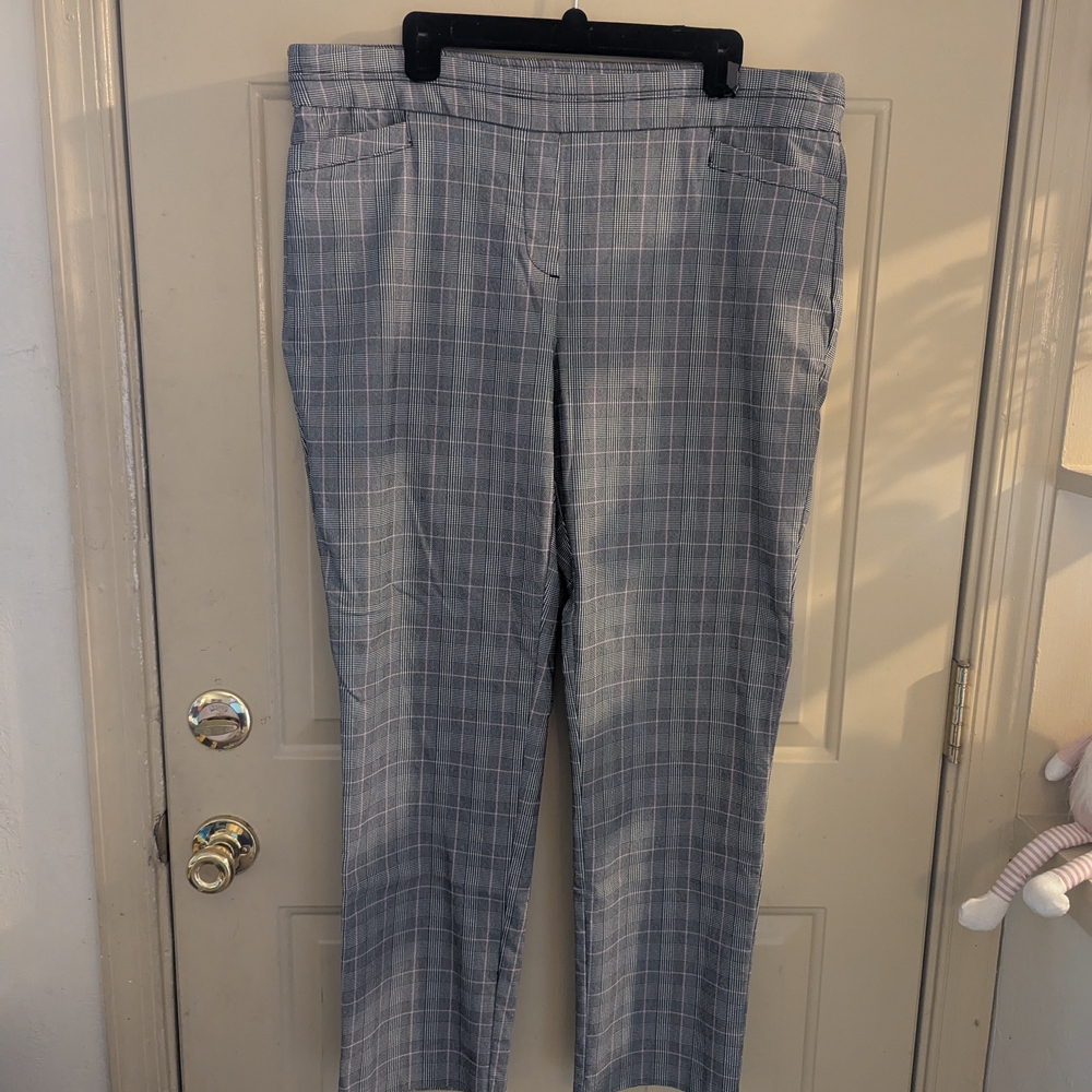 Napa Valley Black and Pink Plaid Trousers